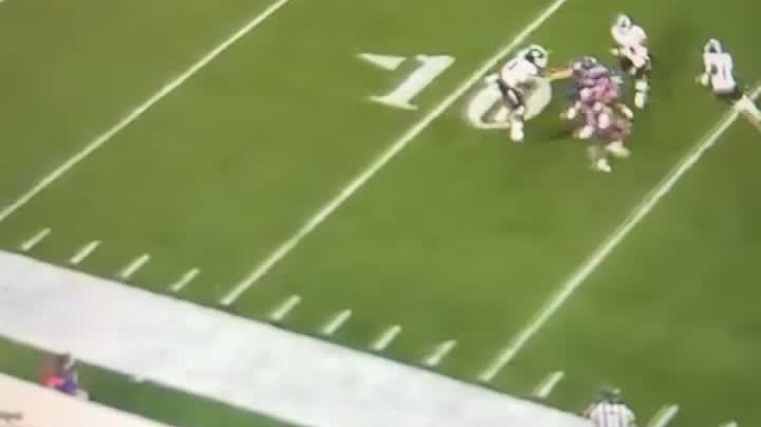 ⁣Screen play versus northwestern state