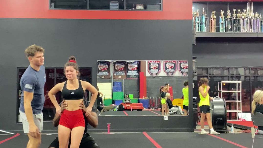 ⁣Cheerthingz